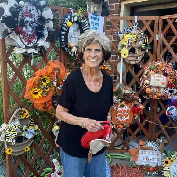 Kim & Kari - Gaga’s Closet - Make us an Offer! - Picture 2 of 2